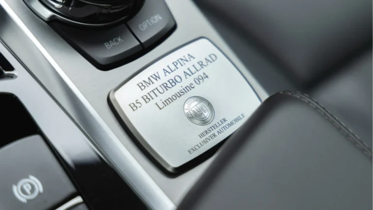 ALPINA20B520Bi-Turbo20Sedan20Sperre20Alpina20Blue20Metallic20Exklusivleder20Nappa20Leder20Schwarz20G30205.jpg