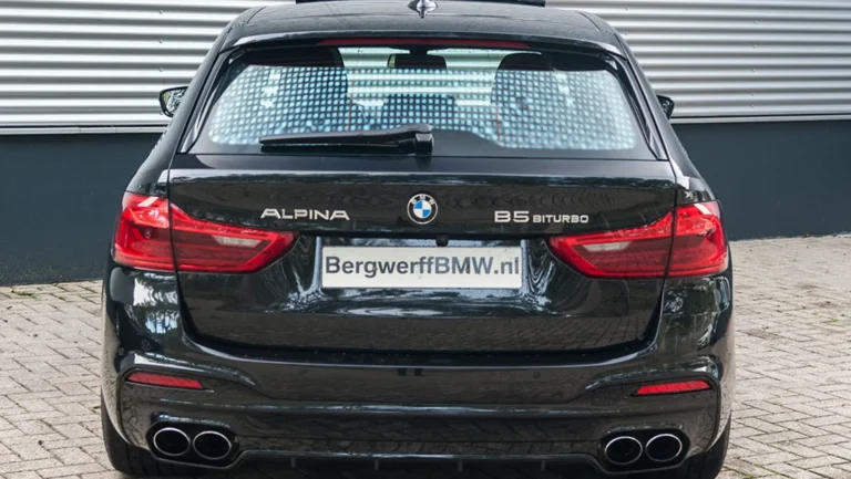 ALPINA20B520Touring20Bi-Turbo20Blacksafier20G3120Bergwerff205.jpg