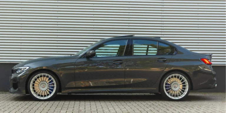 Alpina20B320-20Lavalina20220-20Panoramic20roof20-20Driving20assist7.jpeg-1