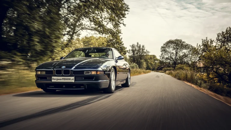 BMW E31 840Ci 4.4 Orient Blue Metallic Schwarz nappaleder Classic (15).jpg