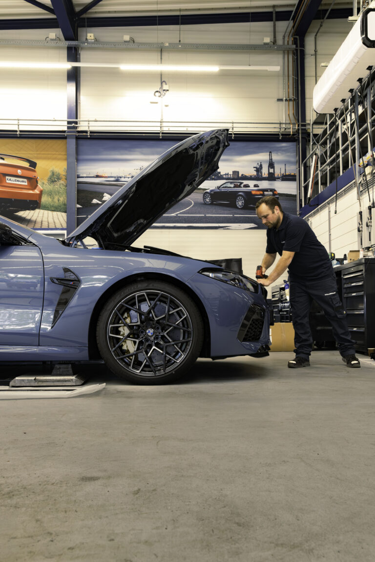 BMW M Performance M8