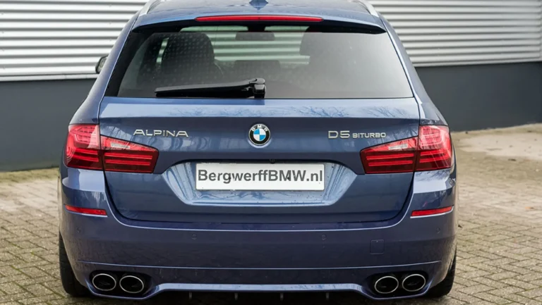 BMW205-serie20Touring20ALPINA20D520Bi-Turbo20Alpinablau20II20Metallic20F1120Bergwerff206.jpg