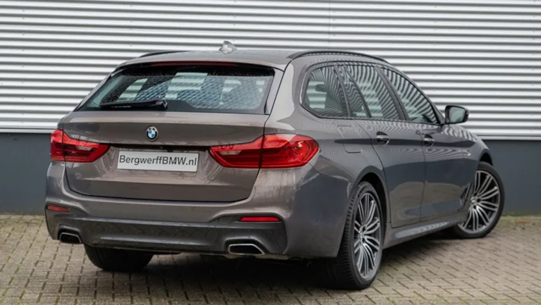 BMW20540i20Touring20Individual20Champagner20Quarz20Alvid20Grau20Nappa20Schwarz20Exklusivleder20G31202.jpg