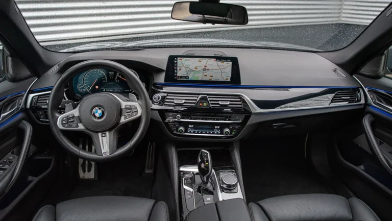 BMW20540i20Touring20Individual20Champagner20Quarz20Alvid20Grau20Nappa20Schwarz20Exklusivleder20G31203.jpg