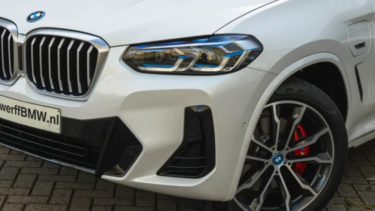 BMW20G0120X320xDrive30e20-20M-Sport20-20Panorama20-20Trekhaak20-20Head-up20-20Camera208.jpeg