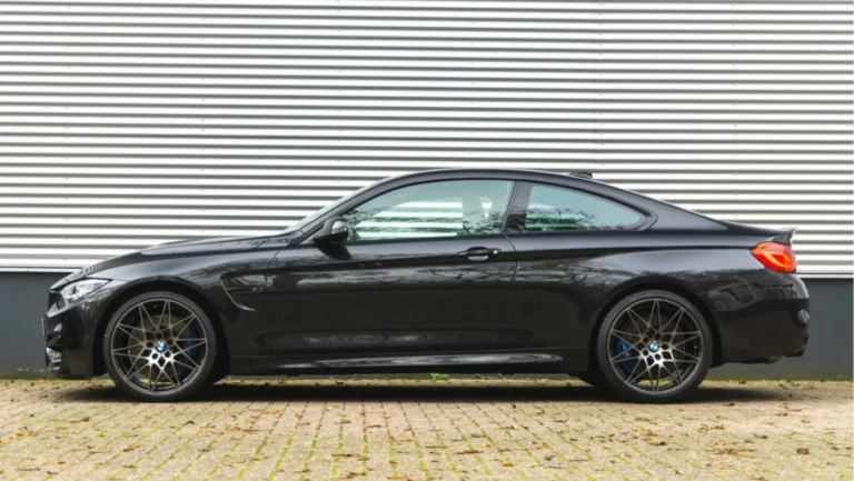 BMW20M420Competition20Coupe20DCT20Saphire20Black20F8220Volleder20Merino20Schwarz20Bergwerff203.jpg