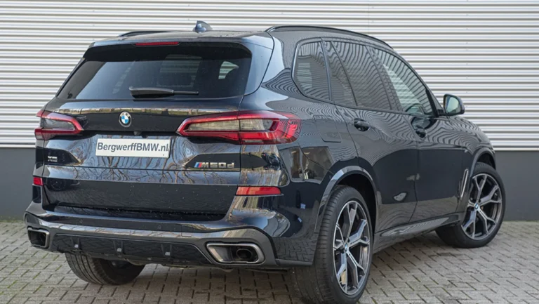 BMW20X520M50d20Carbon20Black20Metallic20SUV20G0520Leder20Vernasca20design20Coffee20201920Bergwerff202.jpg