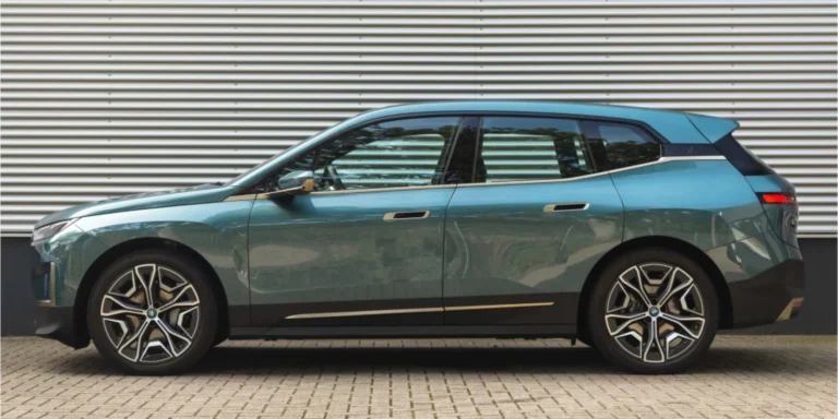 BMW20iX20xDrive5020-20Bowers202620Wilkins208.jpeg-1