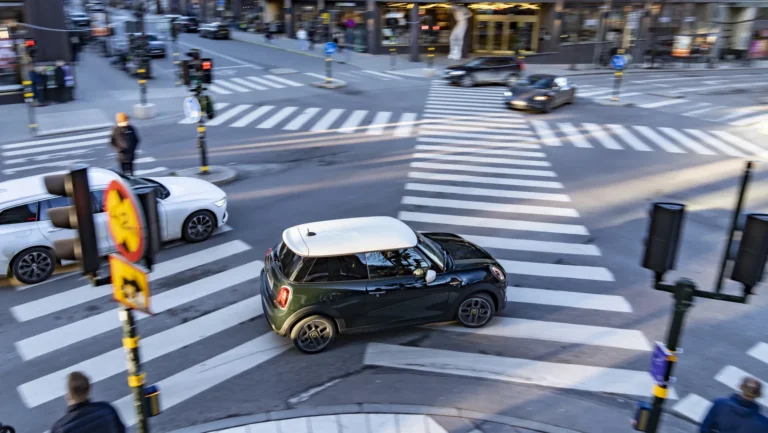 MINI Electric SEPP Bergwerff BMW en MINI (2).jpg