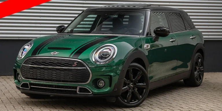 MINI20Clubman20Cooper20S202.020F5420Britisch20Racing20Green20Black20Pearl20Carbon20Black20Bergwerff201.jpg-1
