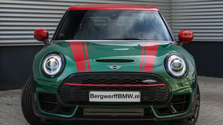 MINI20Cooper20Clubman202.020ALL420Chili20British20Racing20Green20F5420Bergwerff207.jpg