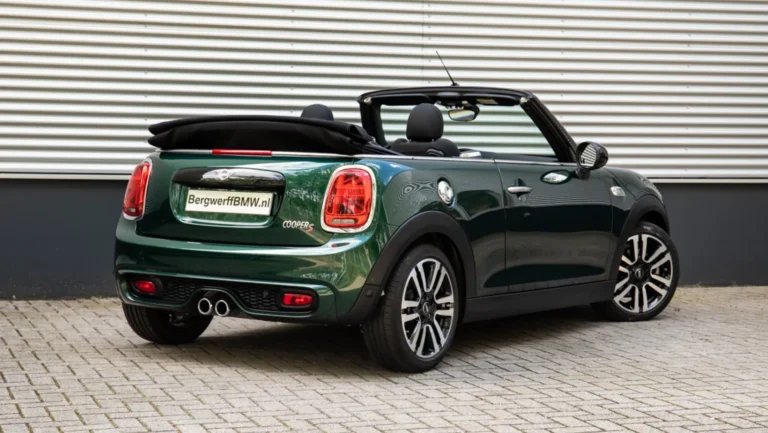 MINI20Cooper20S202.020Chili20Cabrio20British20Racing20Green20Diamond20Carbon20Black20F5720Bergwerff202.jpg