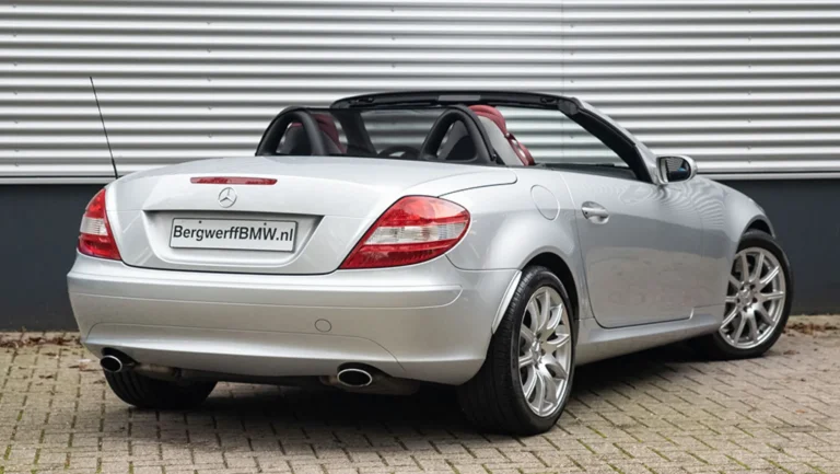Mercedes20Benz20SLK20klasse2035020Ascot20Gray20Metallic20Rood20leder20R17120Cabrio20Bergwerff202.jpg