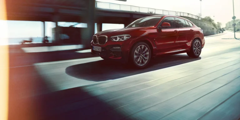 P90306452_highRes_the-new-bmw-x4-05-20.jpg-1
