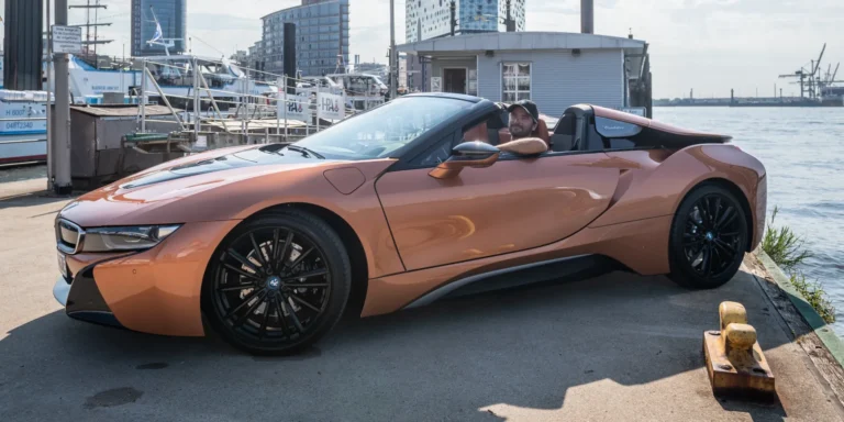 P90316314_highRes_boris-herrmann-team-.jpg-1