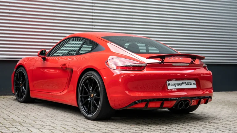 Porsche20Cayman202.720PDK20Indisch20Rood20Bergwerff202.jpg